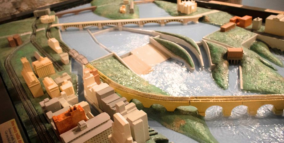 A interactive model of Downtown Minneapolis featuring St. Anthony Falls and Stone Arch Bridge